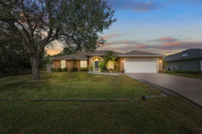 House near Jensen Beach! With Game Room and Sunroom
